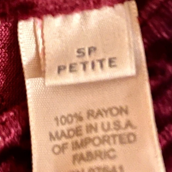 J. Jill Velvet Mother of Pearl Button-Up Burgundy Size PS Festive Party Blouse - Picture 4 of 9